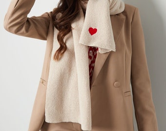 Bufanda de punto invierno XL complementos de moda con detalle de corazón