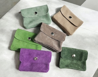 Cartera pequeña de terciopelo de piel con monedero y botón de presión