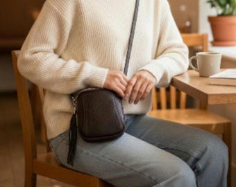Leather bag, shoulder bag, small handbag with narrow leather strap.