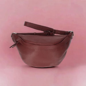 Belly bag XL crossbody premium leather nappa leather shoulder bag belt bag with LEATHER BELT Dunkel Rot
