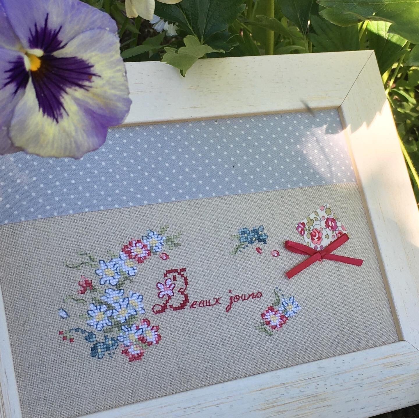 Cadre Point de Croix Les Beaux Jours Pâquerettes