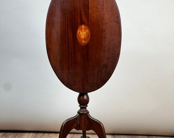 Antique George III Tilt-top Tea Table c. Early 19th Century
