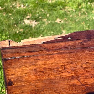 Antique Federal Period Mahagony Paw Foot Sideboard c. 1830 image 10