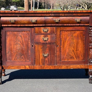 Antique Federal Period Mahagony Paw Foot Sideboard c. 1830 image 2