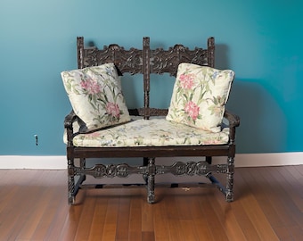 Great 19th Century Antique Renaissance Revival Carved Oak Settee