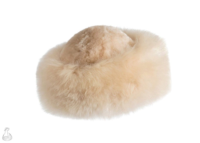 Baby Alpaca Fur Hat Handcrafted Genuine Baby Alpaca Extra Fine Fur Luxury Baby Alpaca Fur Hat for Woman Natural Beige