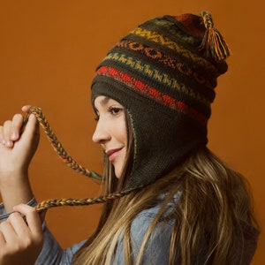 ALPACA CHULLO HAT | Peruvian Design Alpaca Beanie | Reversible Double-Level Earflap Beanie Unisex