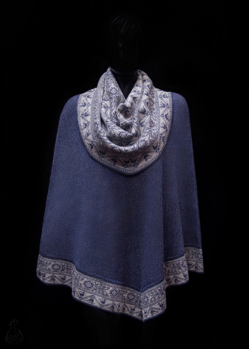 Luxury Peruvian Handmade Lightweight Hooded Poncho 100/% Baby Alpaca Baby Alpaca Poncho
