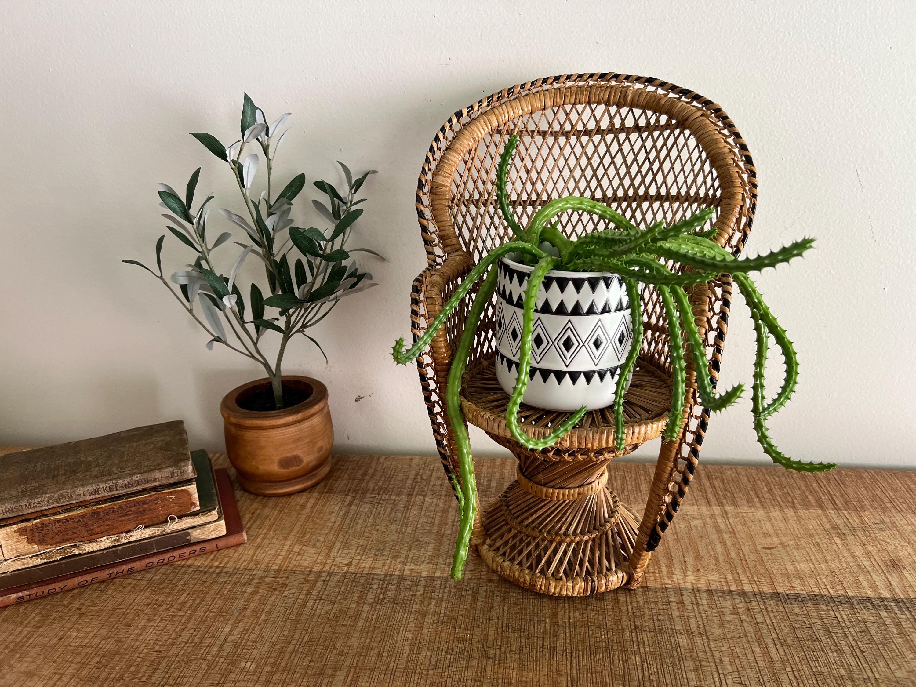 ヴィンテージの籐製椅子／植木鉢ホルダー - Etsy 日本