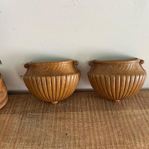 Vintage Faux Wood Homco Wall planters set of 2