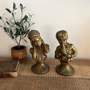 Vintage Gold Boy e Girl Universal Statuary Corp 1971 set di 2