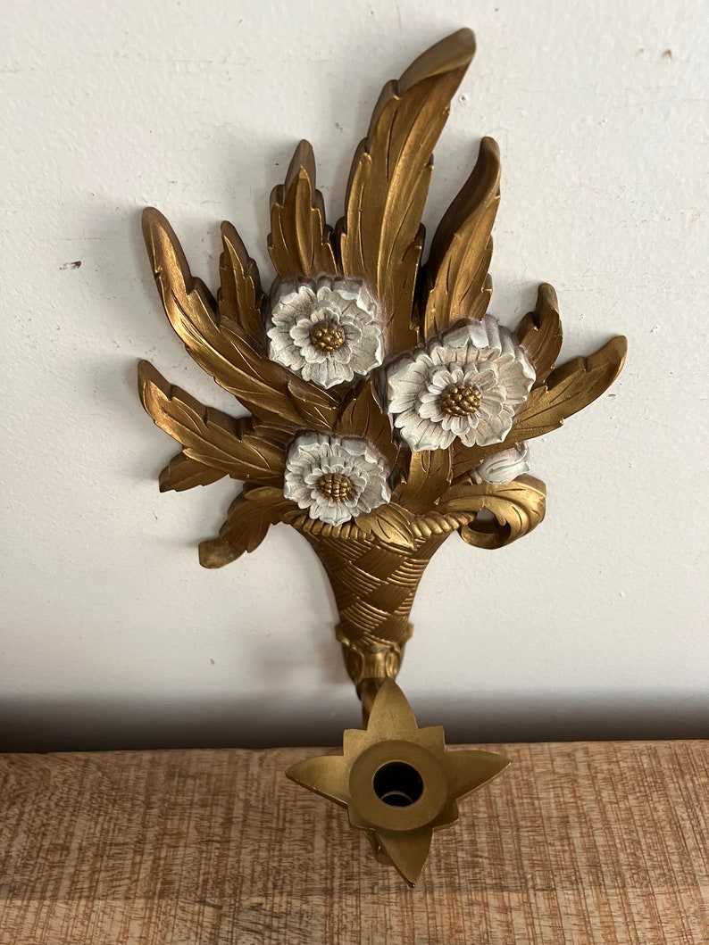 Vintage Gold/White Flowers in Basket Dart Sconce image 3