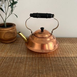 Vintage Coppercraft Tea Kettle with handle