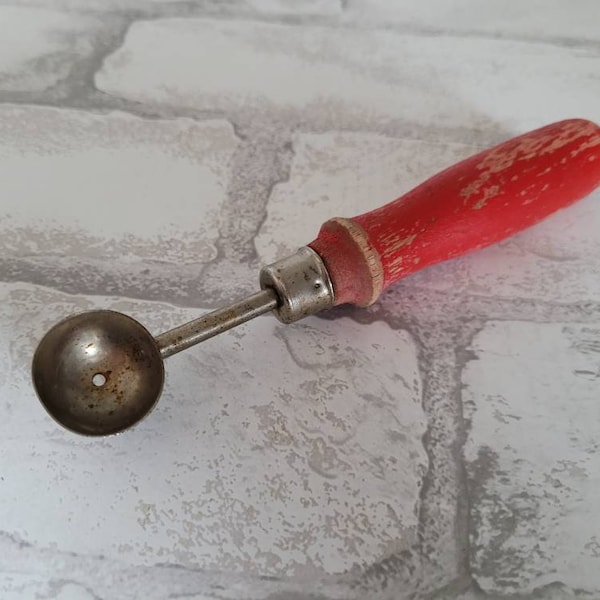 Vintage Red Wooden Handled Tea Spoon-Retro Kitchen-Vintage Teaspoon-Kitchen Decor-FREE SHIPPING