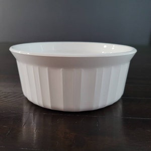 Vintage French White Corning Ware 500ml Individual Casserole Dish F-16-b-17oz-FREE SHIPPING
