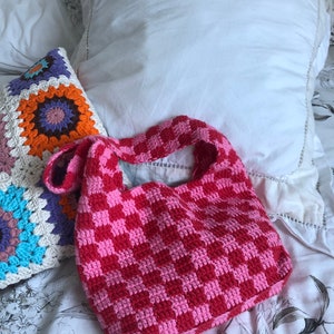 checkered crochet bag