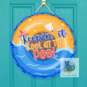 Keepin 'It Cool at the Pool Rundes Schild/T-Shirt - Tasche - Tasse - Untersetzer - Kissen - Schürze - Hut Design - digitaler Download