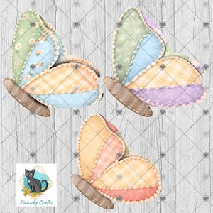 Könnte beinhalten: Drei dekorative Schmetterlingsornamente mit Patchwork-Flügeln in Pastellfarben. Die Flügel weisen Blumen-, Vichy- und Tupfenmuster auf. Die Schmetterlingskörper sind braun, und das Bild enthält das Finnicky Crafts-Logo.