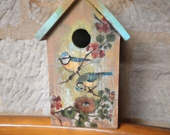 nostalgic bird house, romantic nesting box for birds, garden accessories, hand-painted nesting box