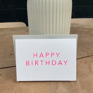 Carte d'anniversaire imprimée à la main rose, carte d'anniversaire, carte de joyeux anniversaire, carte d'anniversaire en aluminium, carte d'anniversaire en aluminium de luxe, anniversaire moderne, wildcard