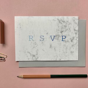 Tarjeta de mármol RSVP, tarjeta Rsvp de boda, tarjeta rsvp de aluminio, correspondencia de boda, tarjeta rsvp clásica, tarjeta rsvp moderna, comodín