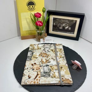 Uheft Hülle Safari/Vorsorgeheft Hülle/Schutzhülle personalisiert/Gesundheitsheft Schweiz/Babygeschenk/Babyausstattung/Uheft Hülle Stoff