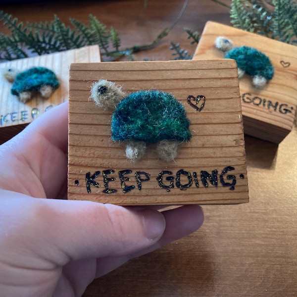 Mini tortue feutrée à l'aiguille - Keep Going