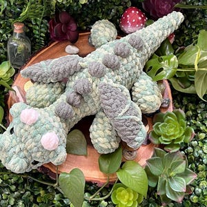 Cute Dragon Plushie, Made To Order, DnD Plushie, Crochet Plush, TTRPG Plushie, Gaming Companion, Dragon Friend, Dungeons, Sleepy Dragon