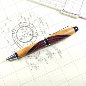 Penna in legno fatta a mano - Kingwood - Penna per sigari - Cromo - Penna Twist - Penna a sfera - Regali per lui - Regali per lei - Penna a inchiostro - Penna di legno - Scrivania