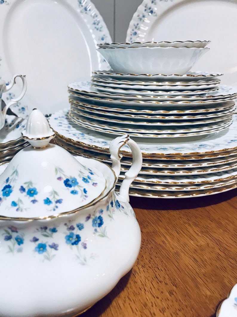 Royal Albert Memory Lane Vintage Dinnerware Set Etsy