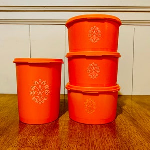  Vintage Tupperware Decorator Servalier Canister Set 4 Country  Blue: Other Products: Home & Kitchen