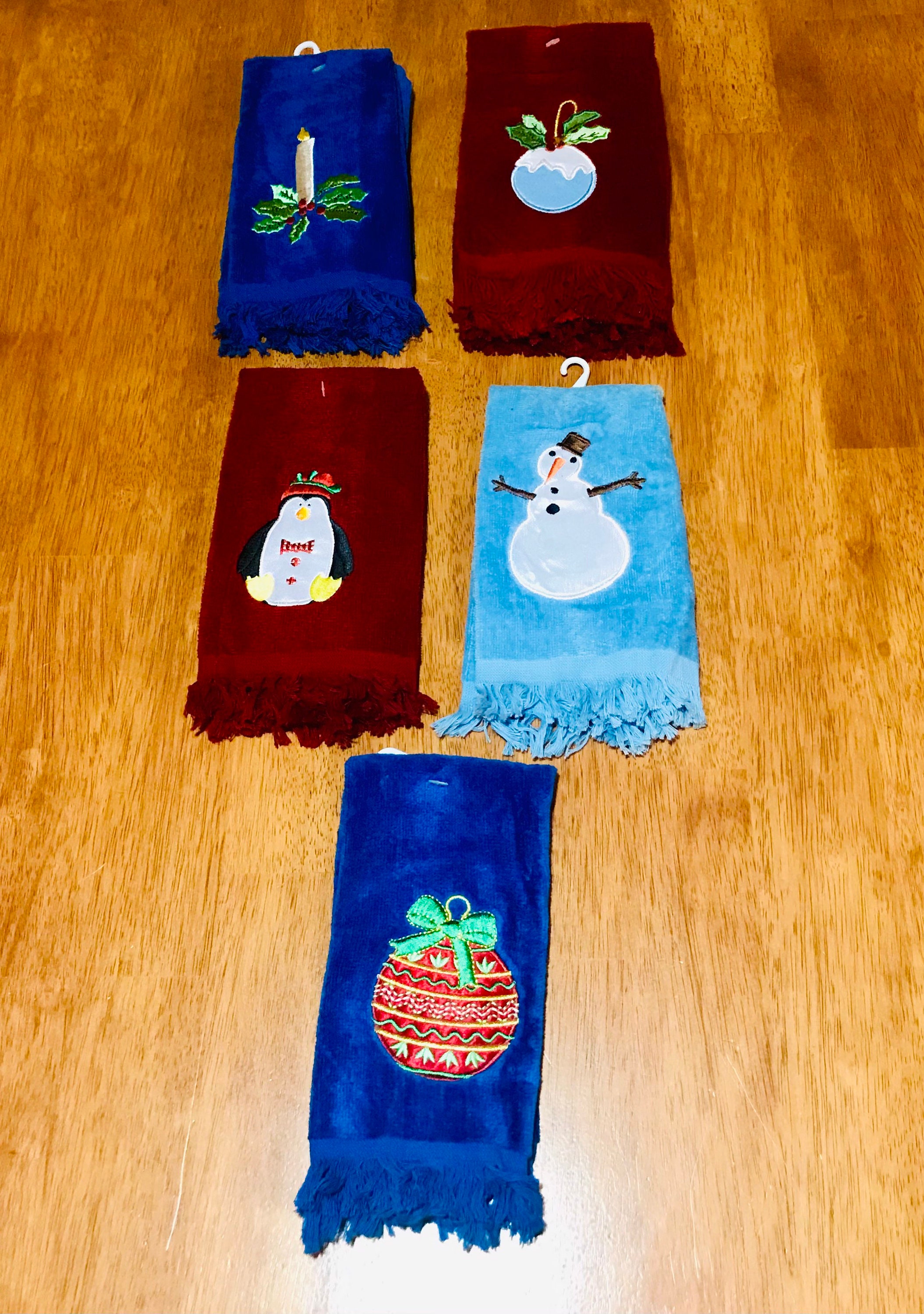 Christmas Holiday Fingertip Towels Set of 11 Vintage Etsy