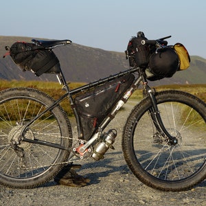 Custom full frame bag for bikepacking image 5