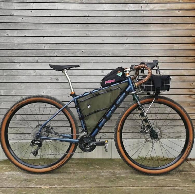Custom full frame bag for bikepacking image 4