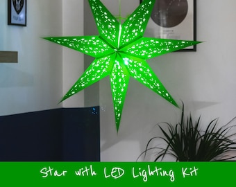 Linterna de estrella de papel verde con kit de iluminación LED - Celestial Home Decor