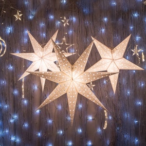 Lanterne a stella di carta bianca / Set di 3 / Luci a stella di Natale / Stelle scandinave / Decorazione per finestre di Natale / Lanterna a stella fatta a mano