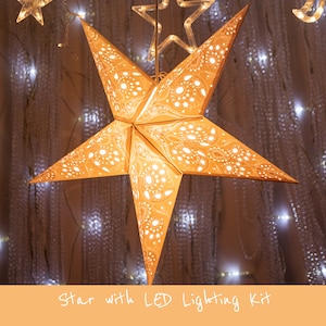Lanterna di carta a forma di stella in stile scandinavo con kit di illuminazione a LED - Decorazione fatta a mano