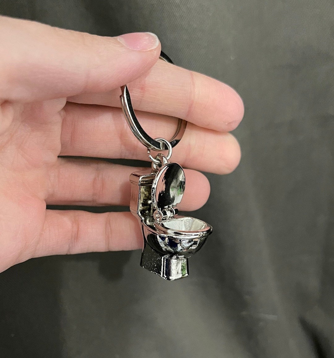 The Loo Keychain Toilet Keychain Plumber Keychain 2023 Etsy