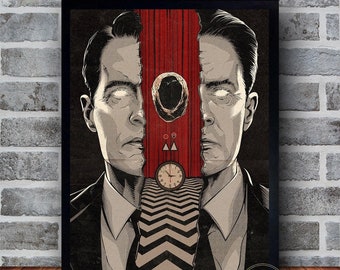 Puede incluir: Una ilustración en blanco y negro de la cara de un hombre dividida en dos, con una cortina roja y un reloj en el medio. El texto "TWIN PEAKS" está en la parte inferior de la imagen.