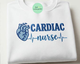 Sudadera bordada de enfermera cardíaca, cuello redondo de enfermera registrada, regalo para la Semana de la Enfermería, sudadera con corazón bordado, regalo para estudiantes de enfermería, camiseta de enfermera de UCI