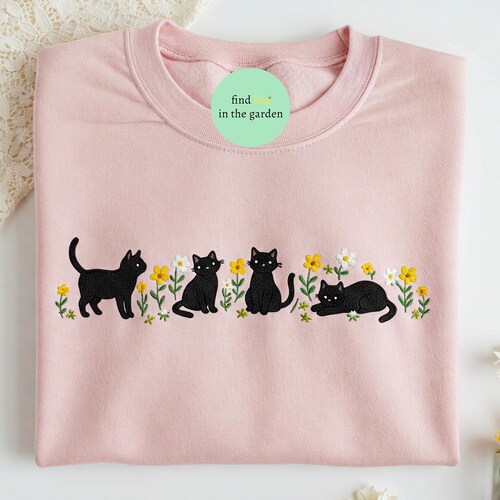 Cute Floral Black Cat Embroidered Sweatshirt, Four Cats with Flower Crewneck, Kitten Hoodie, Cottagecore Cat Mom Shirt, Floral Kitten Tee