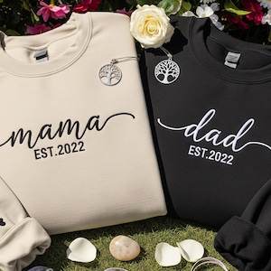 Custom Embroidered Mama Dad Sweatshirt Set, Personalized New Parent Crewneck, Pregnancy Announcement Gift, Family Christmas Gift