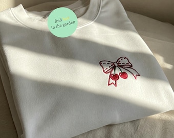 Geborduurd sweatshirt met kersenstrik, Coquette Aesthetic hoodie, ronde hals Pink Bow Cherry, zachte meisjestrui, trui met borduursel kersen