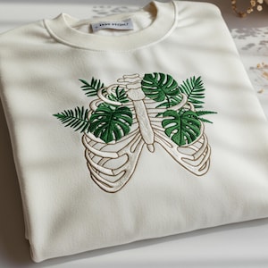 Skeleton Plant Body Embroidered Sweatshirt, Monstera Leaf Graphic Tee for Plant Lovers, Funny Nature Lover Plant Mom Gift, Tropical Shirt