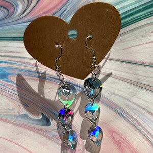 Holographic Alien Heads