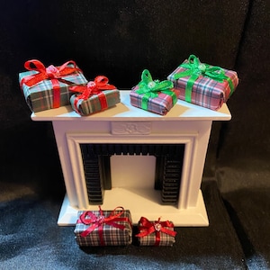 Miniature (Mini) Wrapped Christmas “Present” sets