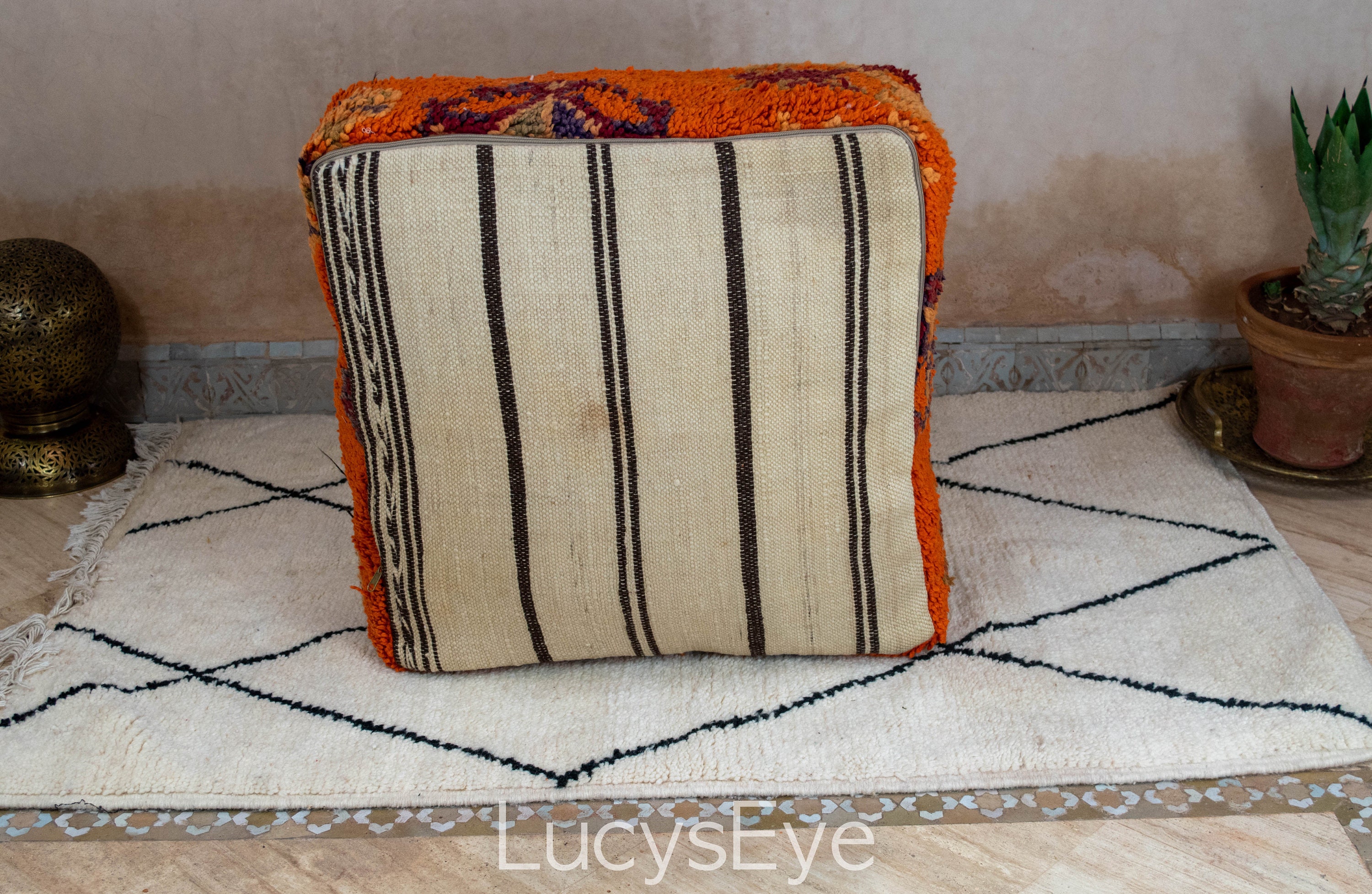 Cubierta otomana suelo marroquí. Pufs de almohada bereber | Etsy