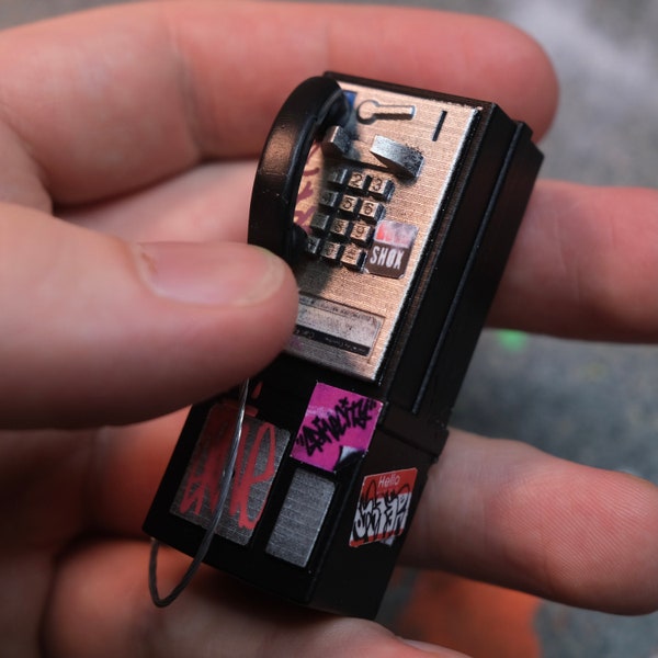Neu! 1:12 Münztelefon Handset - Handbemaltes Diorama Zubehör / Prop von GRIME CITY für Actionfiguren Displays / Spielzeugfotografie