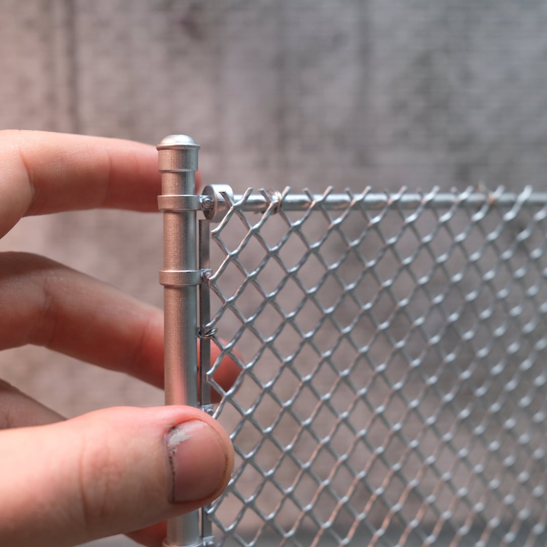 1:12 Scale Chainlink Fence Panels (7