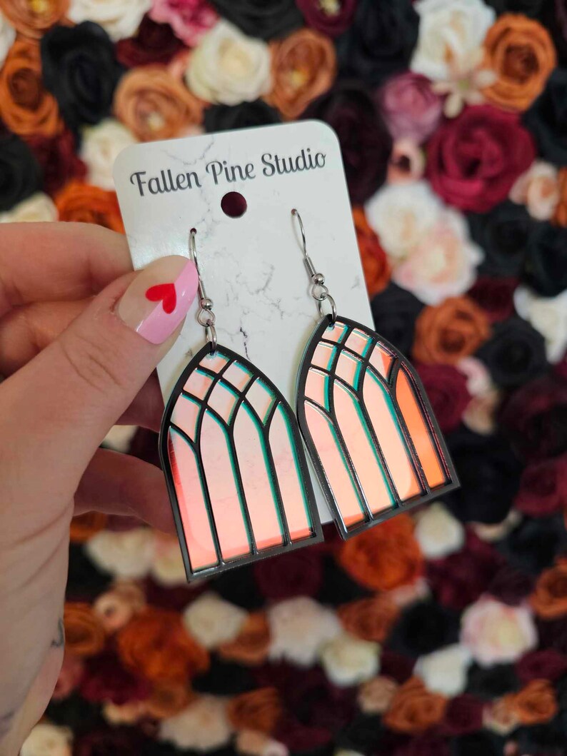Iridescent Gothic Cathedral Windows Acrylic Earrings, laser cut earrings bild 2